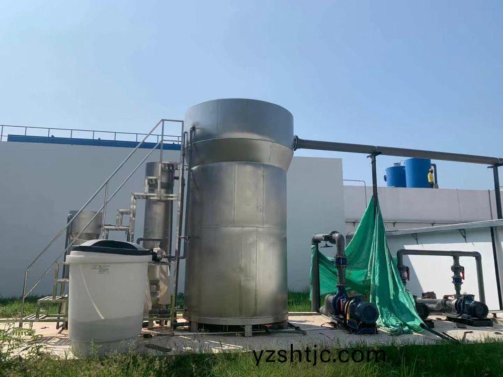 越南(nan)某某60噸(dun)輭化水工程